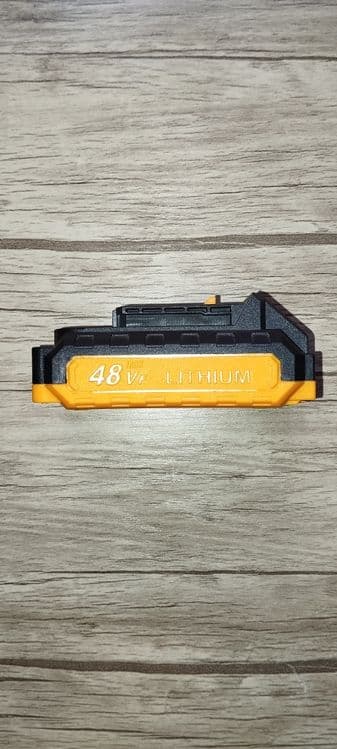 Шуруповерт DeWalt 48V PRO — 2