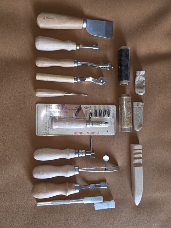Набор инструментов для работы с кожей (Leather Craft Tools) – новый — 2