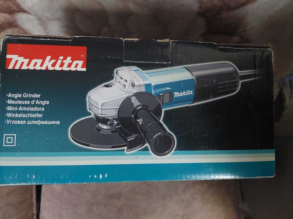 углошлифовальная машина-болгарка MAKITA  9558HN - НОВЫЙ — 3