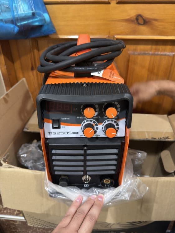 JASIC TIG 250S (W228) — Argon payvandlash apparati — 1