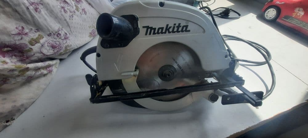 Makita stanok sotiladi — 1