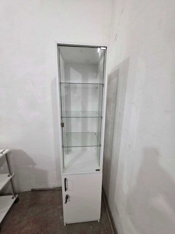 Пенал шкаф витрина для косметолога , салона красоты , медицины — 4