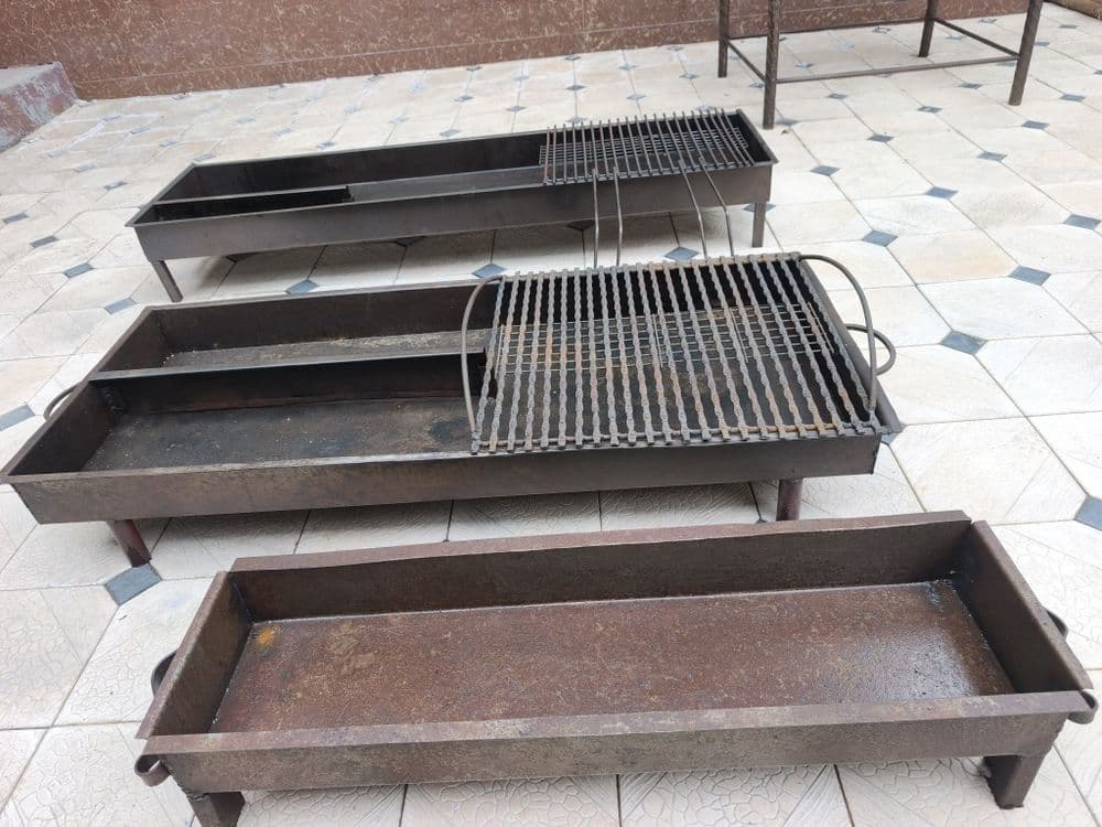 Mangal qora lar barboku — 2