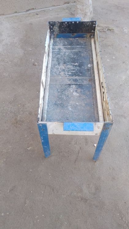 Mangal satiladi. — 3