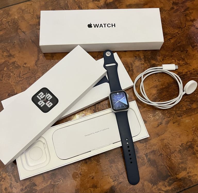 iWatch se 40 silver 87% — 2