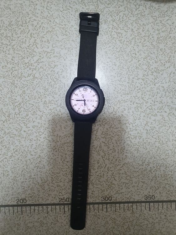 Samsung Galaxy Watch 42mm с сенсорным Super Amoled экраном — 3