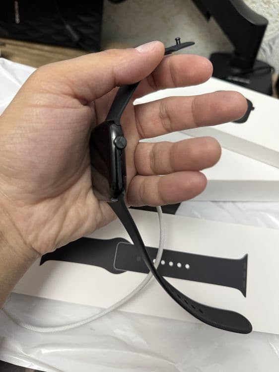 Iwatch 11. 46 mm Black. — 4