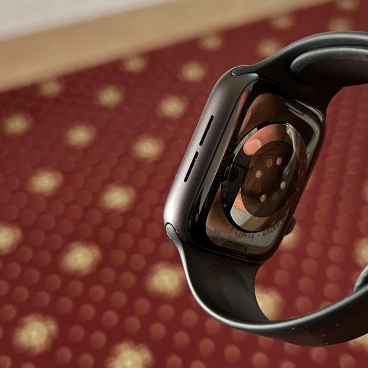 Apple Watch Series 6 44mm — 7