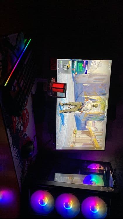 Igrovoy kompyuter stream uchun Срочно!!! — 1
