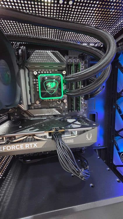 PC MSI Gaming Plus — 4