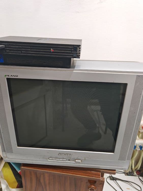 20 ta kompyuter stol stuli bilan — 1