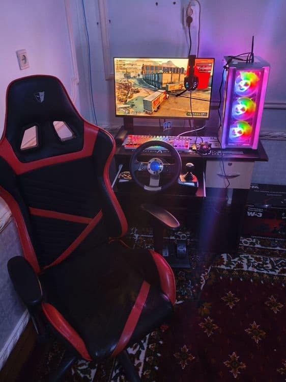 Gaming PC RTX 4060 / i5-12400F / 32GB RAM / SSD 1TB". — 1