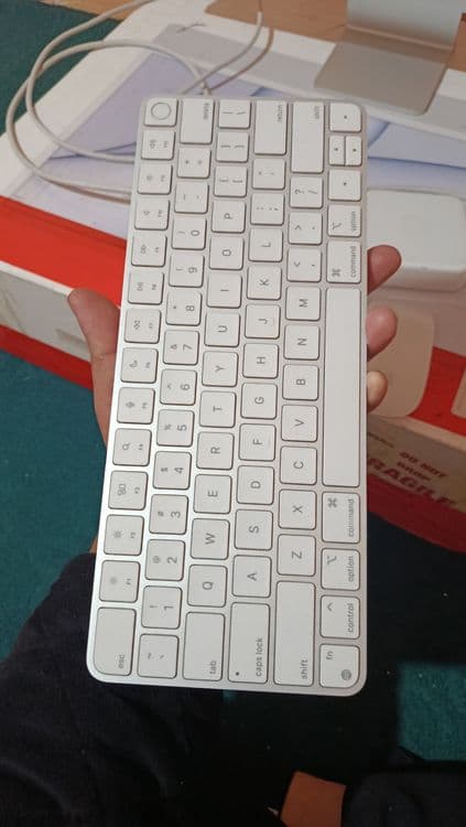 iMac sotiladi m1chip xotira 16/1tb — 5
