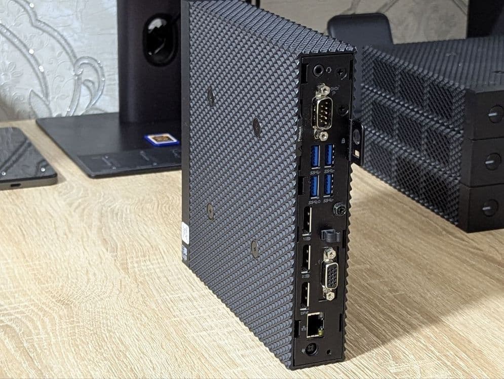 Dell Wyse 5070 DDR4 8GB RAM 64GB M.2 Sata — 3
