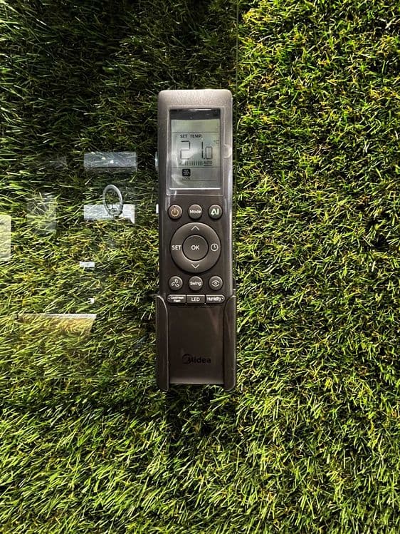 Инверторный кондиционер Midea NAOMI PRO 09 — 6