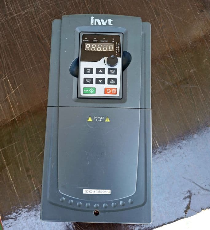 INVERTOR INVIT 380w 7.5/11KW 380W — 1