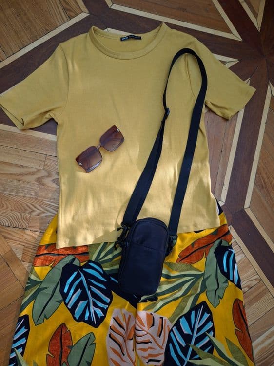 Майка от фирмы Zara  размер 48-50 — 1
