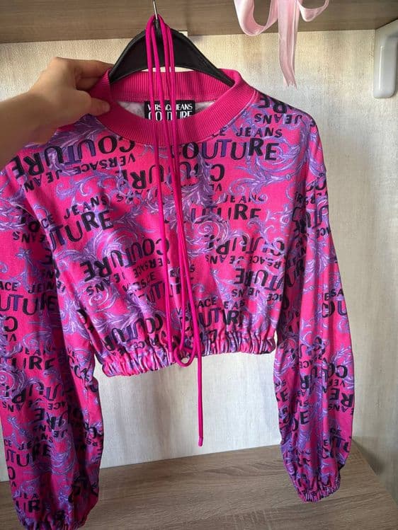 Брендовый лонгслив от Versace. Кофта весенняя розовая. Топ женский — 2