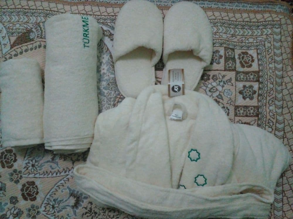 Banya xalat momiqgina — 1