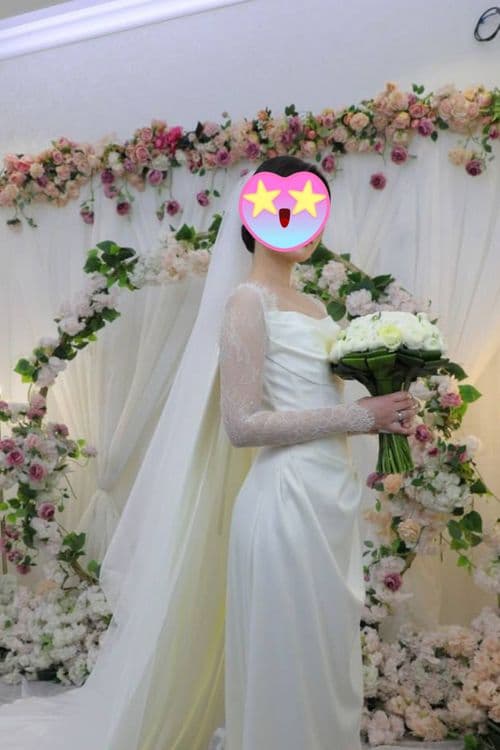 Никоҳ кўйлаги сотилади. — 4