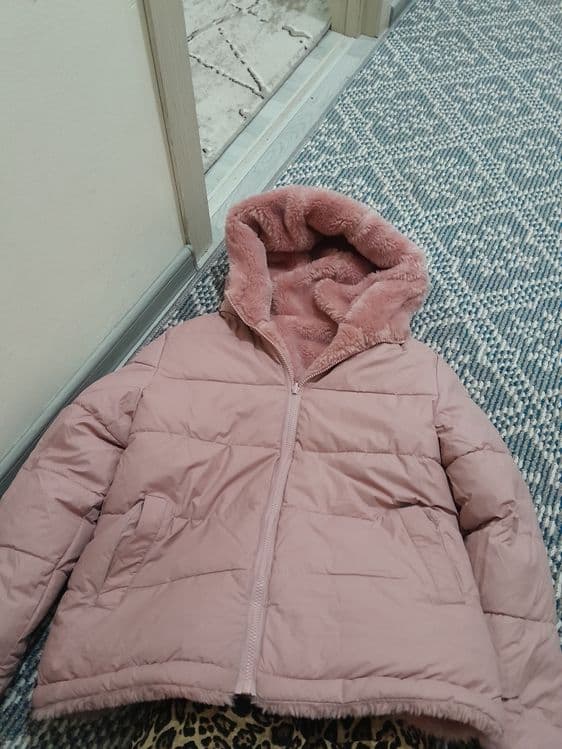 Bir kirilgan yangidek turibdi. Ikki taraflama kimsa bo'ladi razmer xl — 2