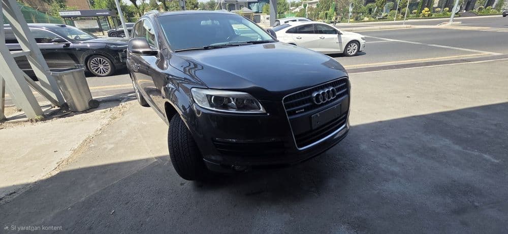Audi Q7 (Quattro) — 8