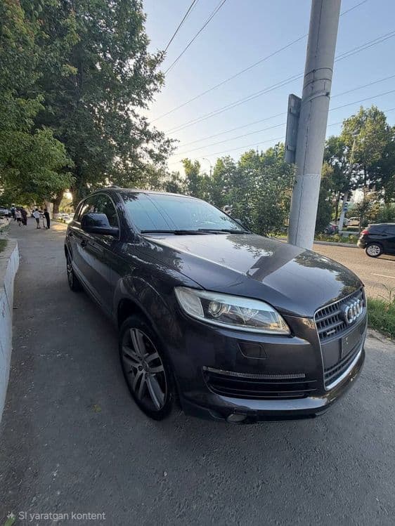 Audi Q7 (Quattro) — 2