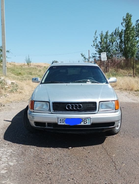 Audi C4 100 avant