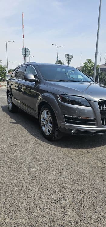 Продаётся Audi Q7 3,6л — 1