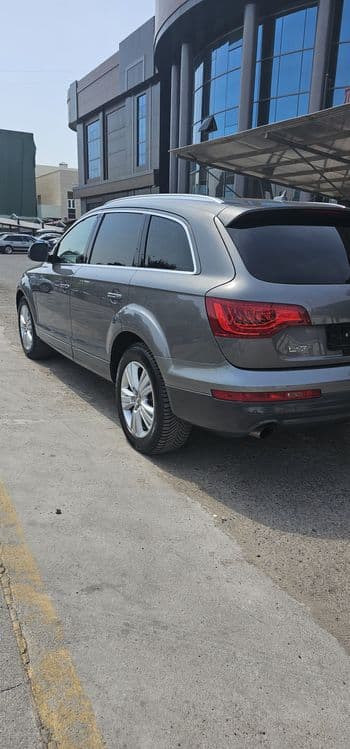 Продаётся Audi Q7 3,6л — 2