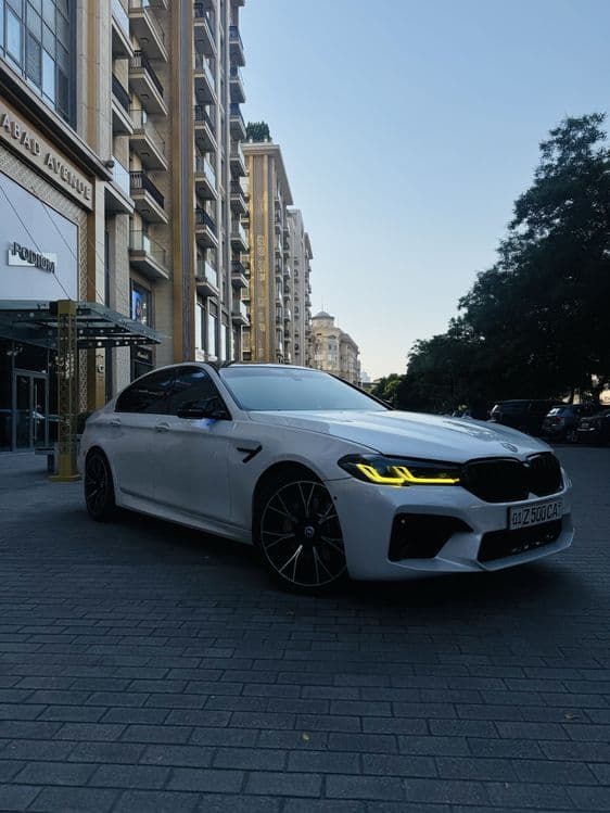 BMW f10 restayling 3.0L Twin Power Turbo — 4