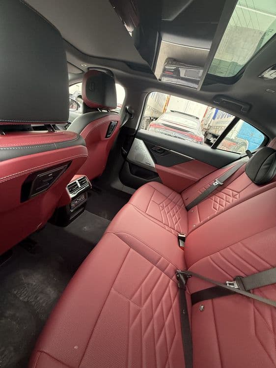 Bmw i5 40L full nalichiya — 2
