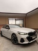 BMW i5 3.5L m sport + доп опция