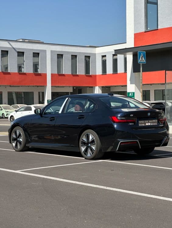 BMW i3 40L Night Sport EV 2025 в наличаи от Terra Auto — 3