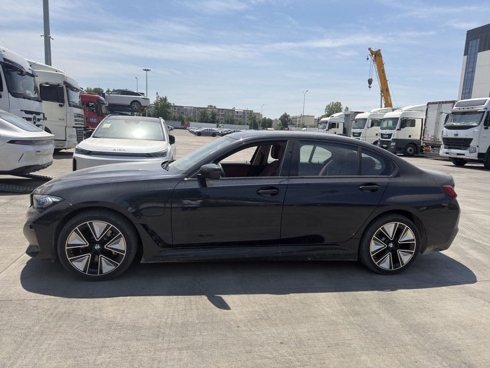 BMW i3 40L nayd sport 2025 Restayling — 4