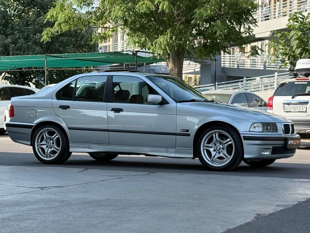 BMW e36 m52b20 в отличном состоянии — 3