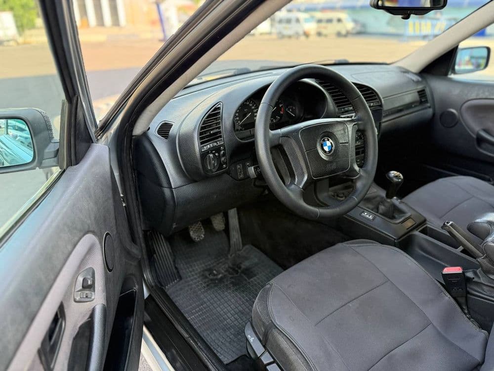 BMW e36 m52b20 в отличном состоянии — 5