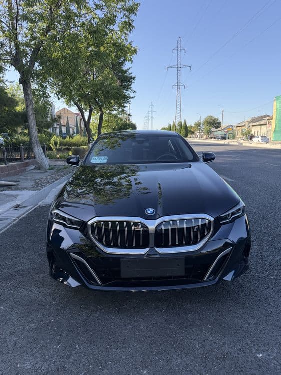 Bmw i5 40L Msport — 1