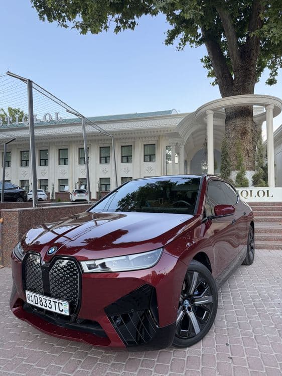 Bmw ix drive 50 full — 1