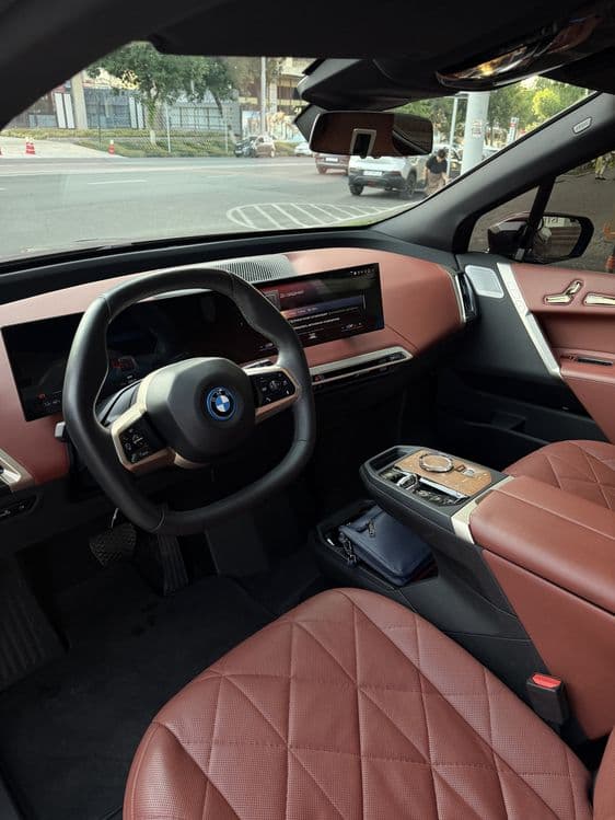 Bmw ix drive 50 full — 3
