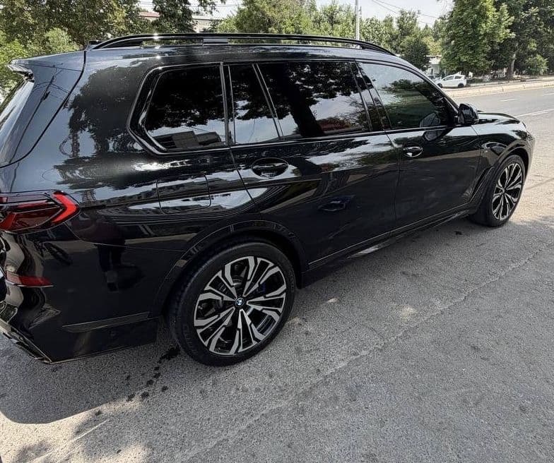 BMW X7 xDrive 50i Рестайлинг 60i 2021 — 2