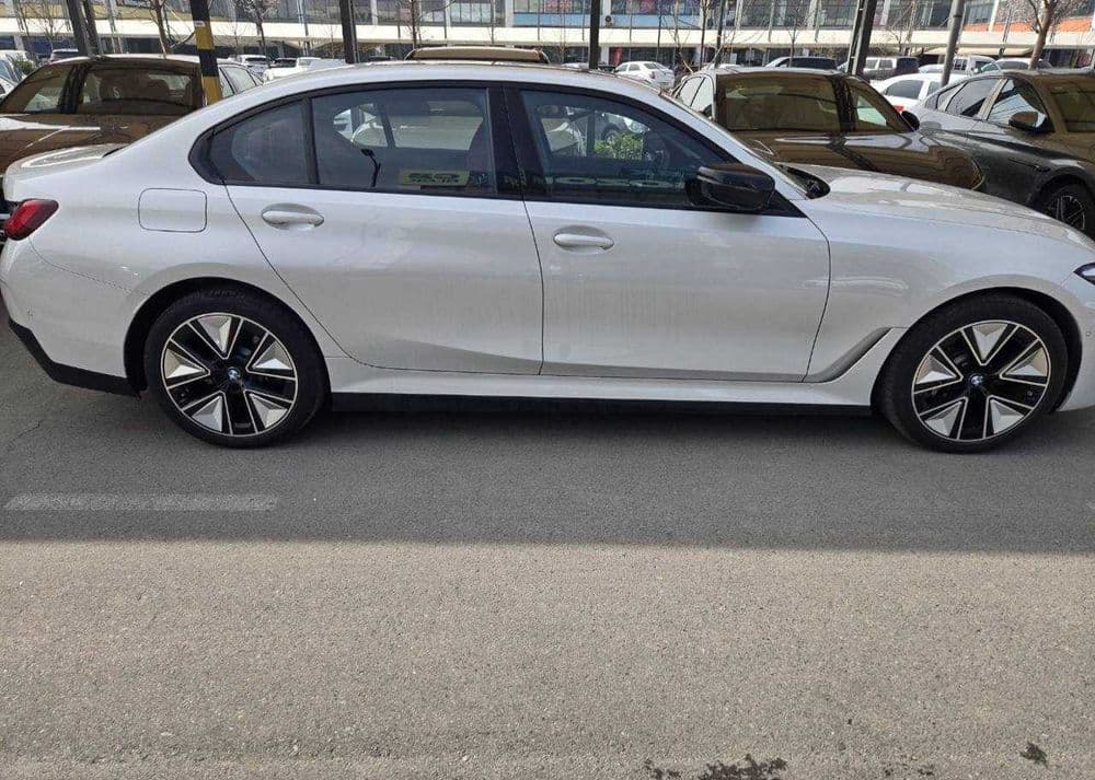 BMW i3 sport mashina juda ajoyib — 2