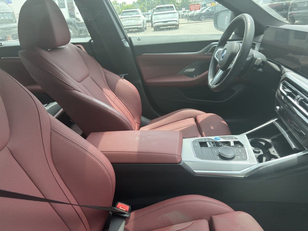 BMW i4 40L M-Sport — 5