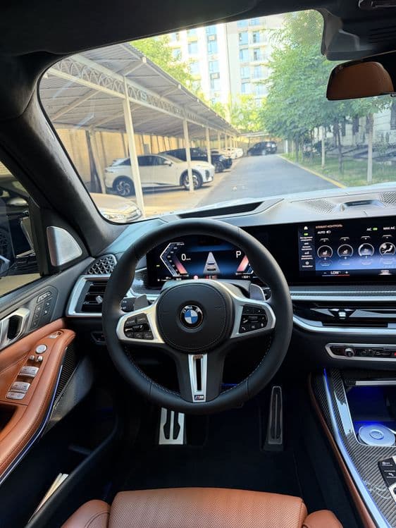 Bmw x7 m60 2023 full — 4