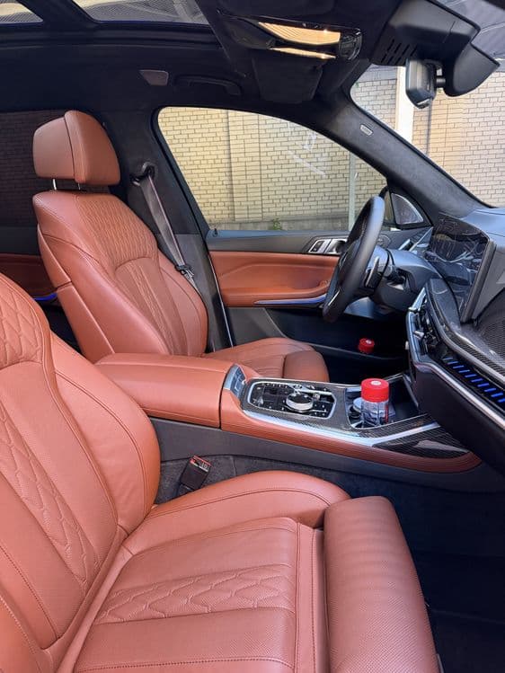 Bmw x7 m60 2023 full — 5