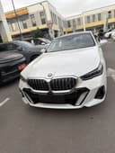 BMW i5 40L M-Sport 2025 yil full dop opsiya