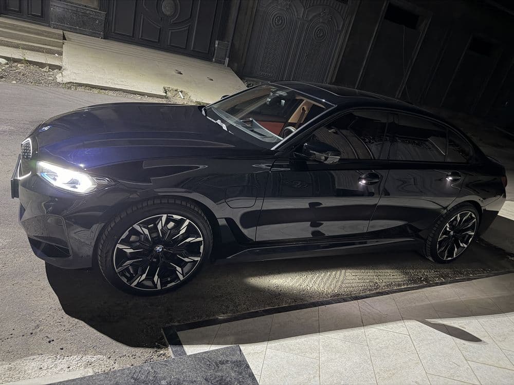 BMW I3 40L night sport — 1