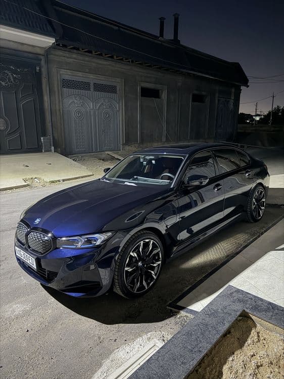 BMW I3 40L night sport — 2
