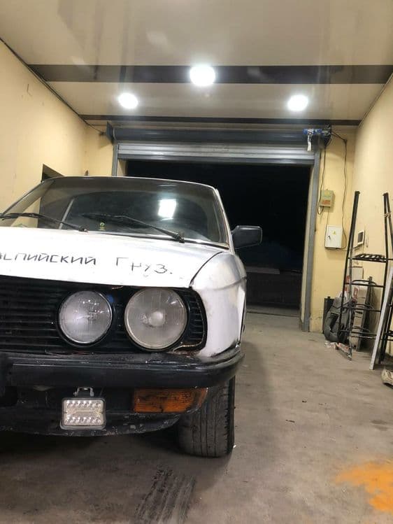Varyantkayam gaplaworamiza Bmw e28 — 2
