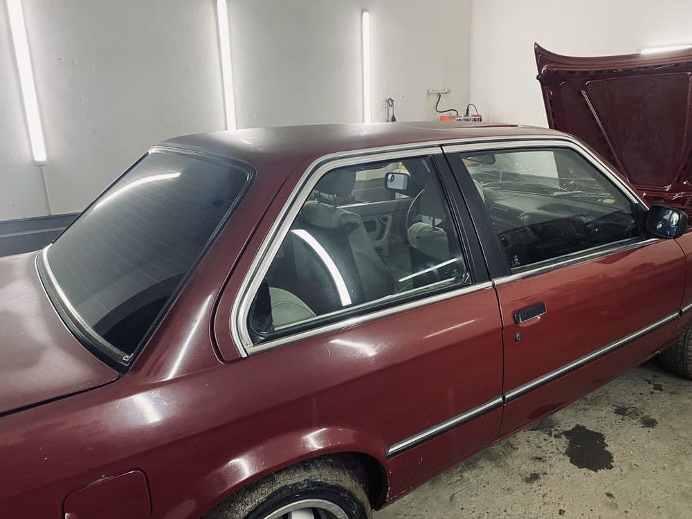 BMW e30 coupe m30 b3 — 4